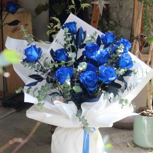 藍色玫瑰鮮花束
