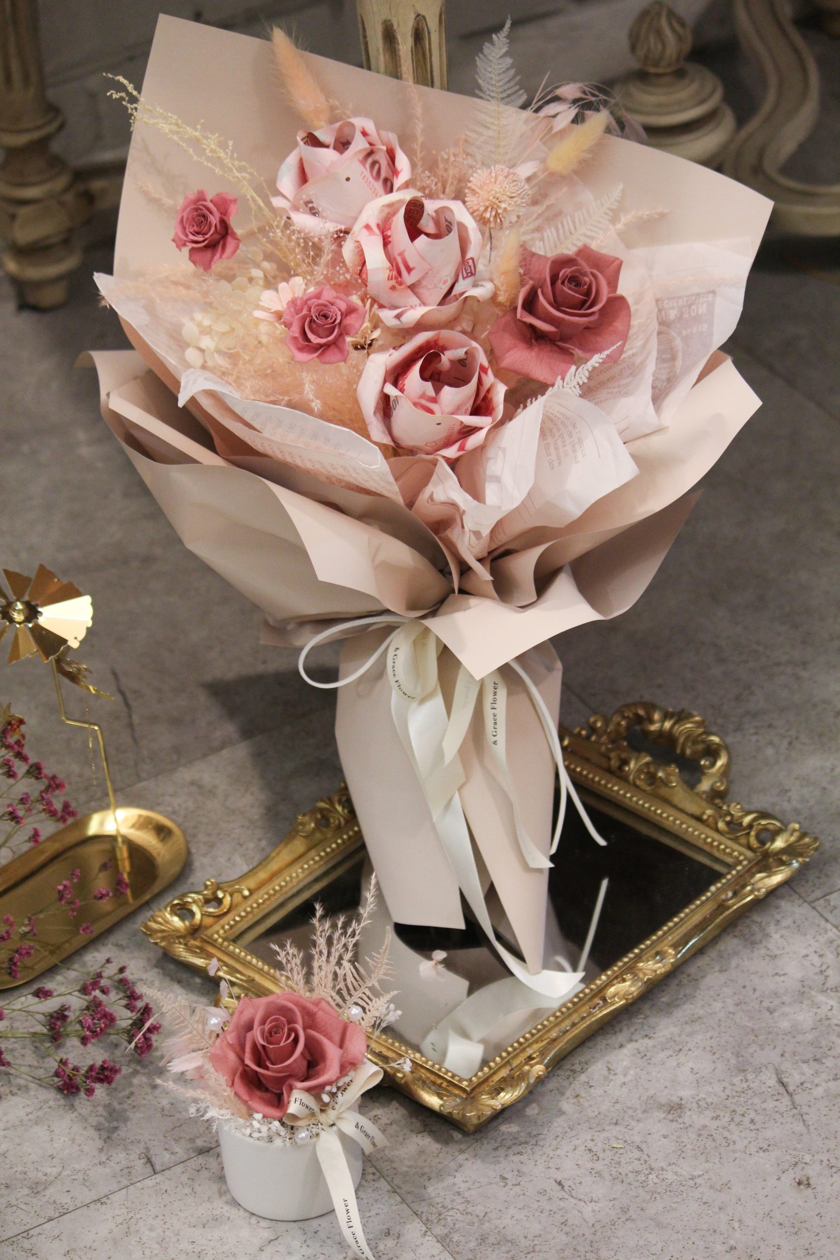 【愛的鈔能力】:圖片 2