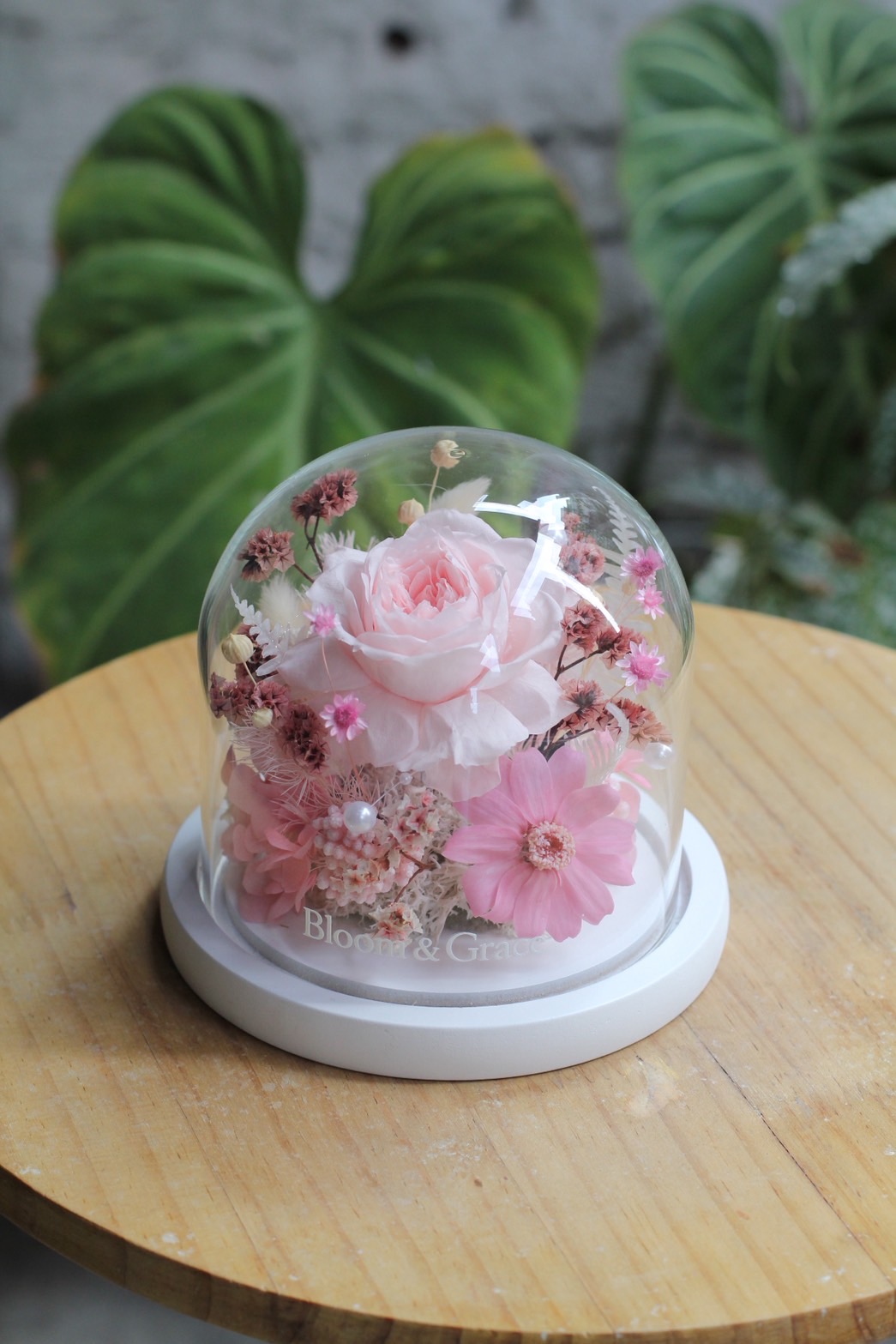 淺粉色系精緻永生花盅中型