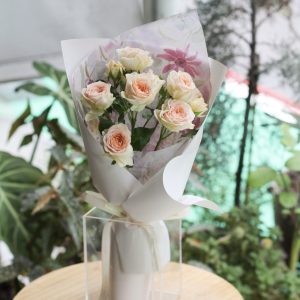 迷你多頭粉玫瑰花束