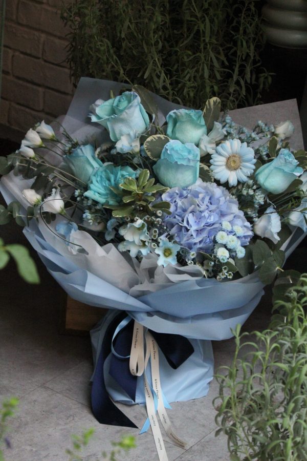 Grace 精緻天空藍花束，藍紫粉風格花束